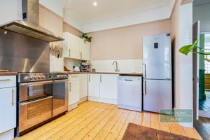 Photo 32- click for photo gallery